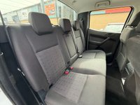 USED 2023 72 FORD RANGER 2.0 EcoBlue XL Pickup Double Cab 4dr Diesel Manual 4WD Euro 6 (s/s) (170 ps) We Supply Cars and Vans all over the Uk, with over 20 years experience, and 5 star Google reviews, we have an ever changing stock profile ! We now offer selected cars and vans for a limited time only at a price to go ! Each and every vehicle will have a mechanical check prior to collection and at least 6 months mot. We are based 5 minutes away from Hull train station just of the A63 on Rugby Street in Hull. Simply get in touch or call and see us for more information. Thank youWe are pleased to o
