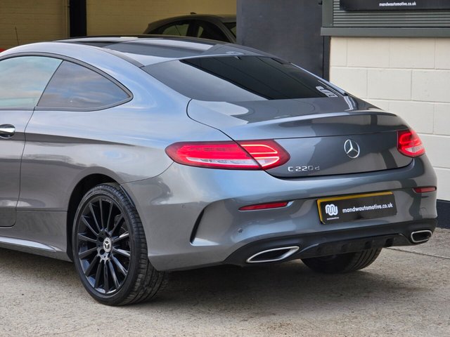 2017 MERCEDES-BENZ C-CLASS 2.1 C220d AMG Line (Premium) Coupe 2dr Diesel G-Tronic+ Euro 6 (s/s) (170 ps) - Photo 12