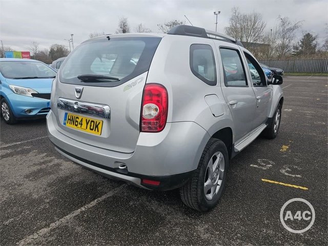 2014 DACIA DUSTER 1.5 dCi Laureate SUV 5dr Diesel Manual 4WD Euro 5 (110 ps) - Photo 2