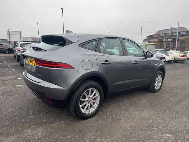 2018 JAGUAR E-PACE - Photo 2