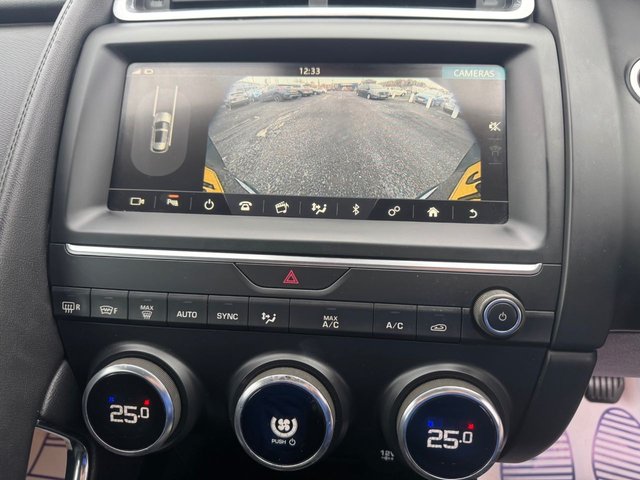 2018 JAGUAR E-PACE - Photo 11