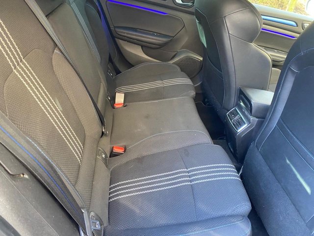 2017 RENAULT MEGANE - Photo 10