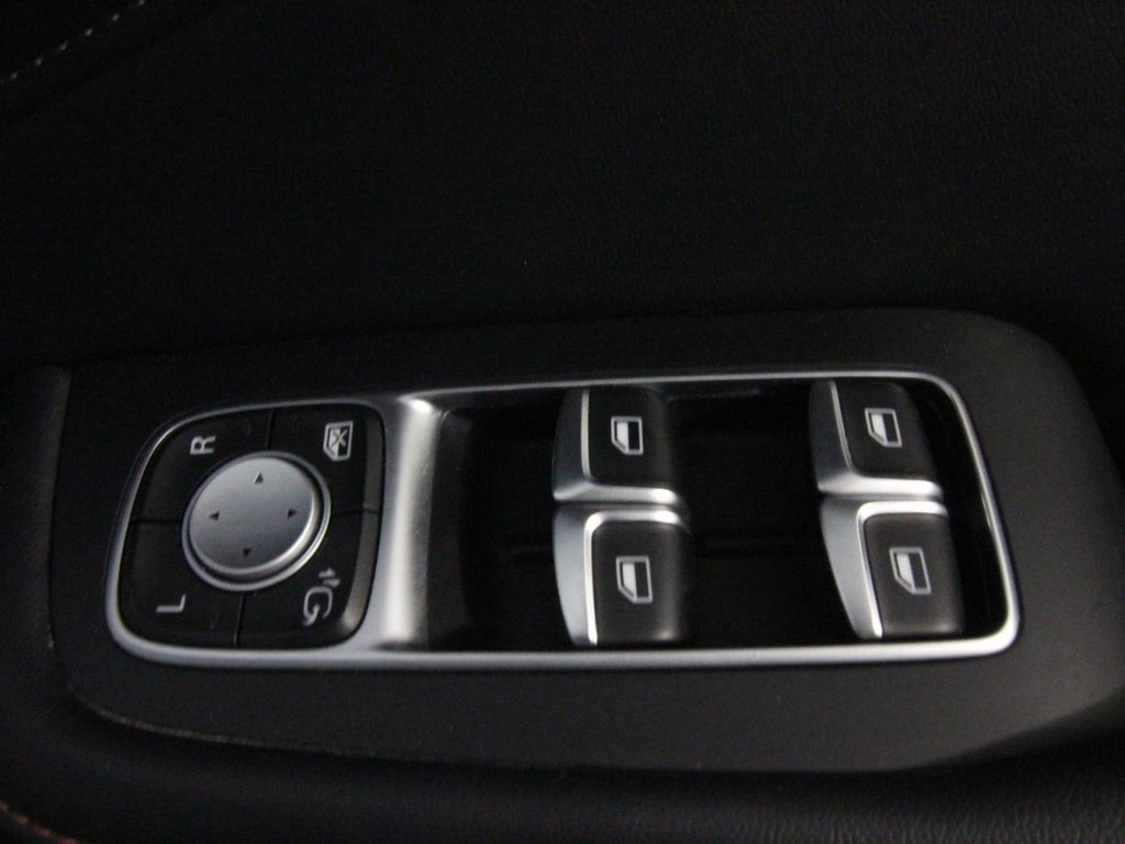 USED 2024 24 MG MG HS 1.5 T-GDI SE SUV 5dr Petrol Manual Euro 6 (s/s) (162 ps) CARPLAY/ANDROID - HOLBORN BLUE