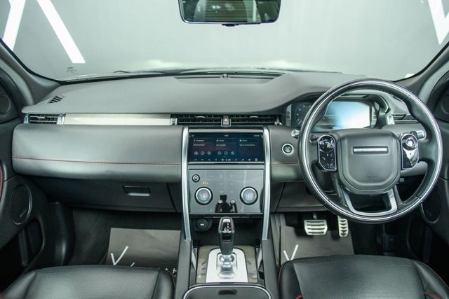 2020 Land Rover DISCOVERY SPORT - Photo 2