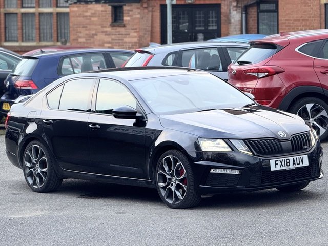 2018 SKODA OCTAVIA 2.0 TSI vRS Hatchback 5dr Petrol Manual Euro 6 (s/s) (230 ps) - Photo 2