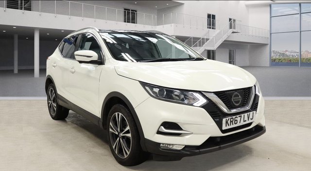 2017 NISSAN QASHQAI
