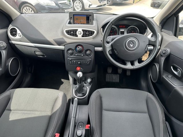 View our RENAULT CLIO