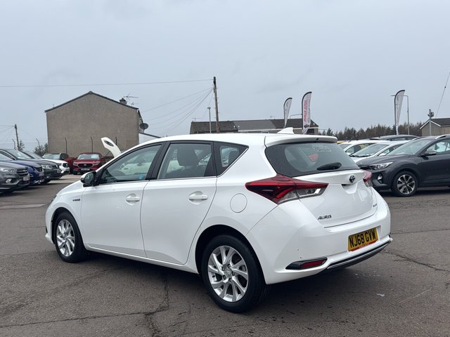 View our TOYOTA AURIS