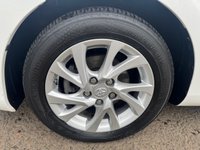 USED 2018 68 TOYOTA AURIS 1.8 VVT-h Icon Tech Hatchback 5dr Petrol Hybrid CVT Euro 6 (s/s) (136 ps) REVERSING CAMERA+ TRACTION CONTROL+ AUX+ USB+ DUAL CLIMATE CONTROL+ BLUETOOTH+ LANE KEEPING ASSIST+ CRUISE CONTROL+ FRONT ASSIST+ FORWARD COLLISION WARNING+ ENERGY MONITOR+ SAT NAV+ AUTO HEADLIGHTS+ KEYLESS+ 16 INCH ALLOY WHEELS+ 1 OWNER+