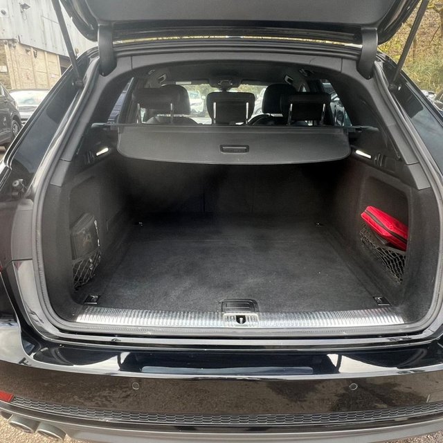 2016 AUDI A4 AVANT - Photo 9