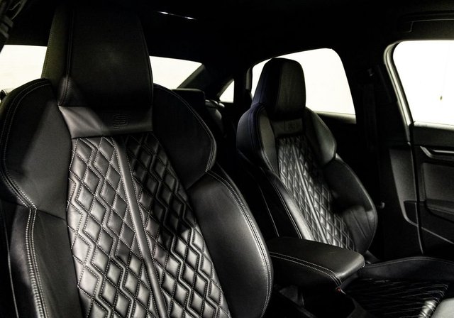 2020 Audi S3 2L null 4dr - Photo 8