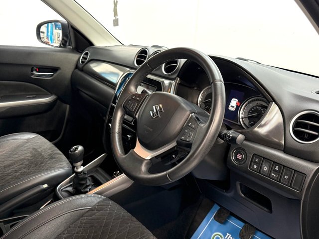 2020 SUZUKI VITARA 1.4 Boosterjet MHEV SZ5 SUV 5dr Petrol Hybrid Manual Euro 6 (s/s) (129 ps) - Photo 11