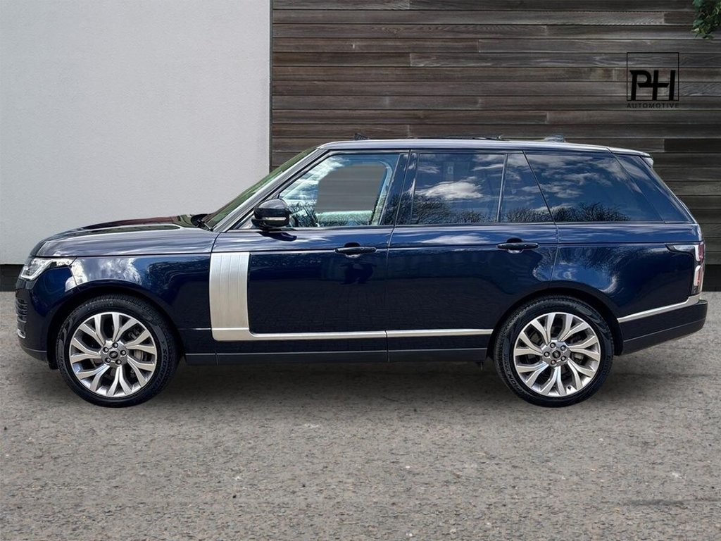 USED 2021 71 LAND ROVER RANGE ROVER 3.0 D300 MHEV Westminster SUV 5dr Diesel Auto 4WD Euro 6 (s/s) (300 ps) SLIDING ROOF|APPLE CARPLAY