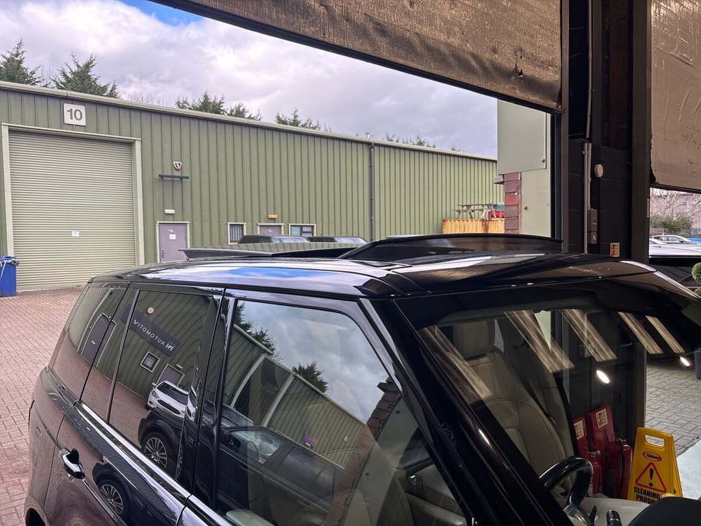 USED 2021 71 LAND ROVER RANGE ROVER 3.0 D300 MHEV Westminster SUV 5dr Diesel Auto 4WD Euro 6 (s/s) (300 ps) SLIDING ROOF|APPLE CARPLAY