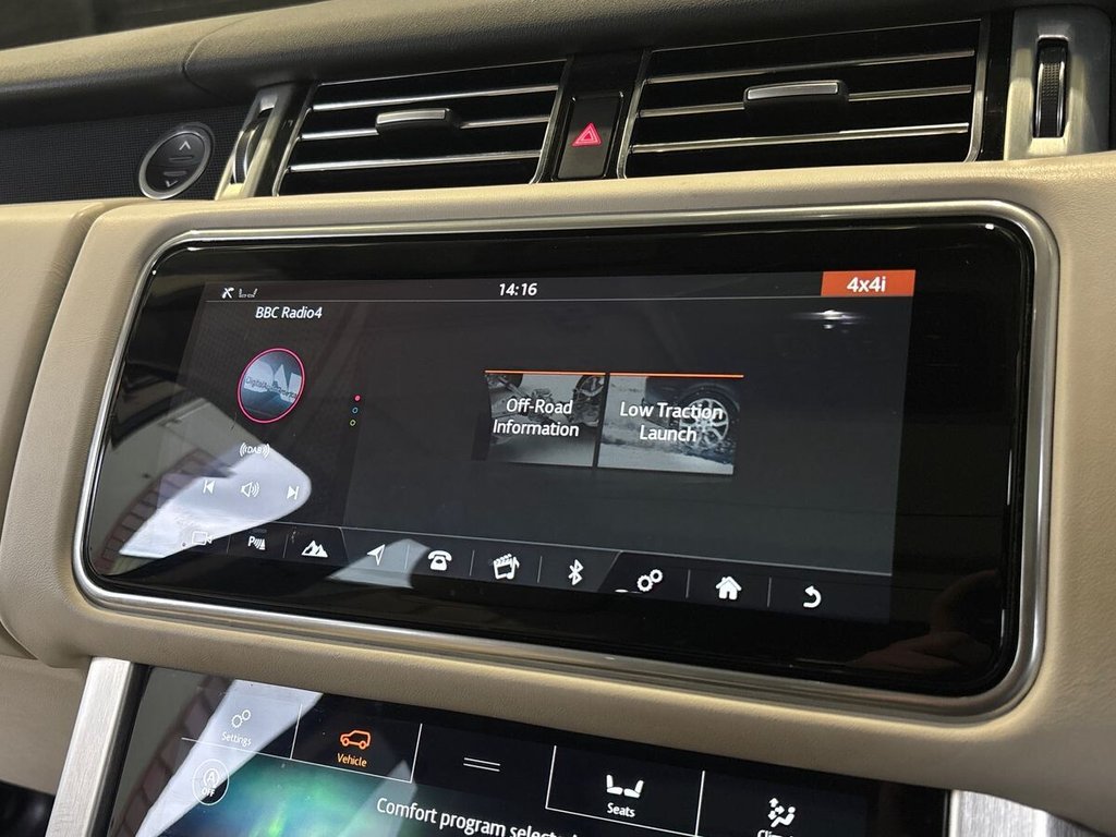 USED 2021 71 LAND ROVER RANGE ROVER 3.0 D300 MHEV Westminster SUV 5dr Diesel Auto 4WD Euro 6 (s/s) (300 ps) SLIDING ROOF|APPLE CARPLAY