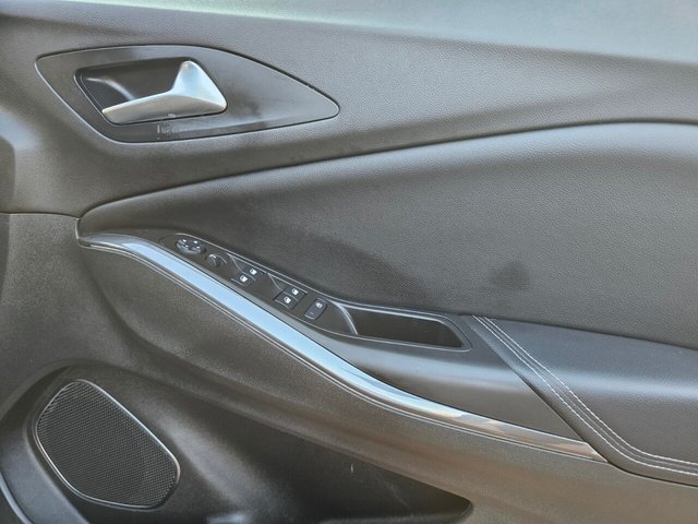 2019 Vauxhall Grandland X 1.2L Sport Nav 5dr - Photo 9