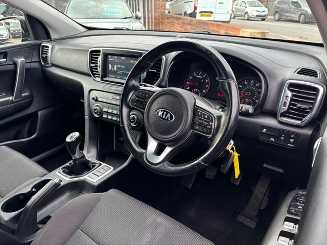 2018 KIA SPORTAGE 1.6 GDi 2 Euro 6 (s/s) 5dr - Photo 12