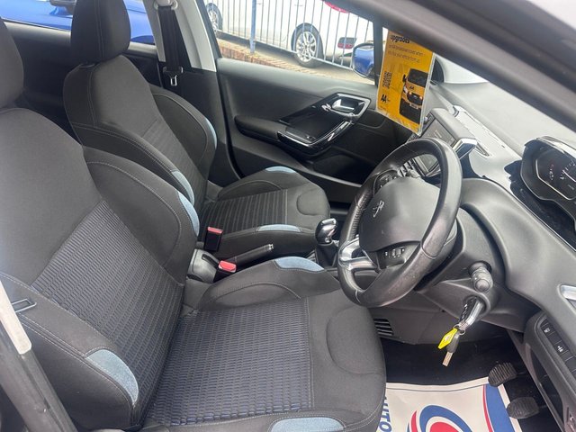 2015 PEUGEOT 208 - Photo 10