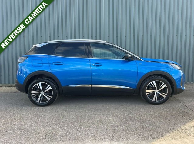 2021 PEUGEOT 3008 - Photo 4