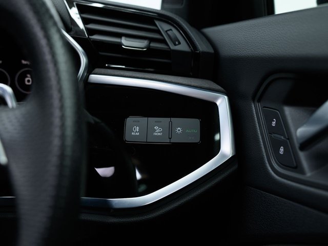 2022 AUDI RS Q3 - Photo 6