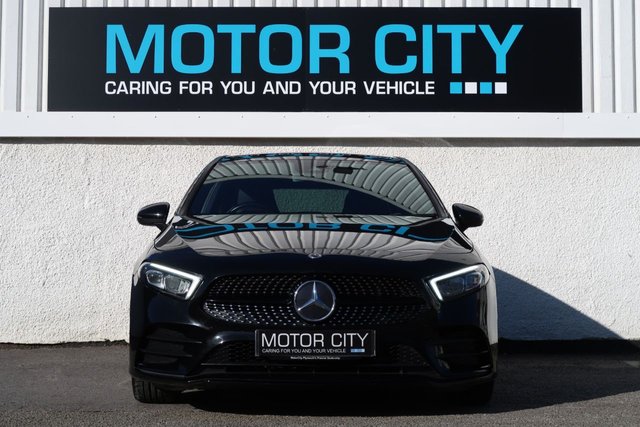 2019 MERCEDES-BENZ A-CLASS 1.5 A180d AMG Line Hatchback 5dr Diesel 7G-DCT Euro 6 (s/s) (116 ps) - Photo 5