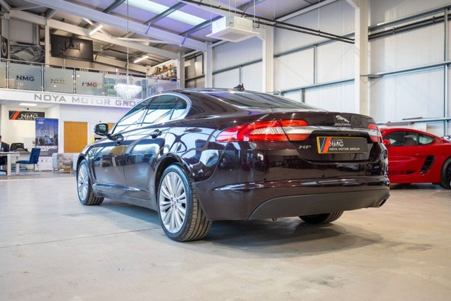 2014 Jaguar Xf 2.2L Portfolio 4dr - Photo 4