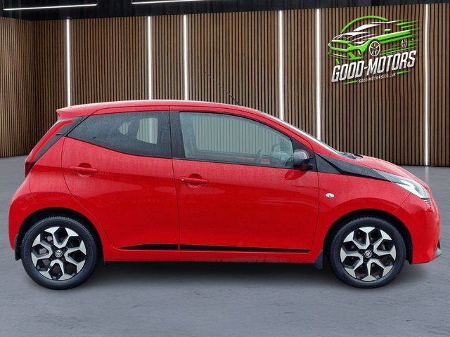 2021 TOYOTA AYGO - Photo 11