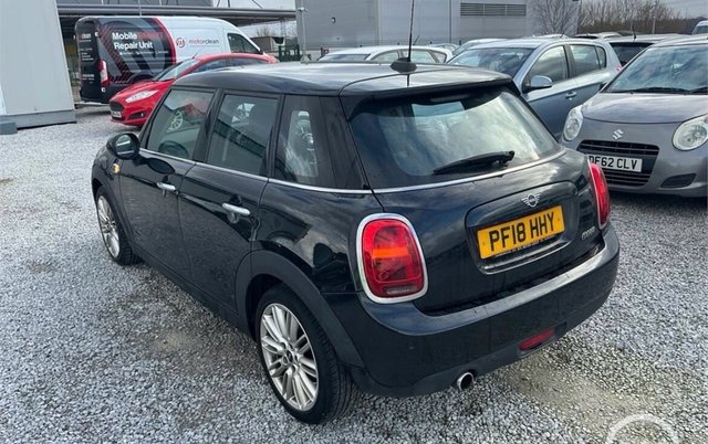 2018 MINI Hatch 1.5L Cooper 5dr - Photo 5