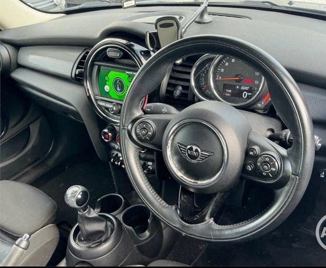 2018 MINI Hatch 1.5L Cooper 5dr - Photo 6