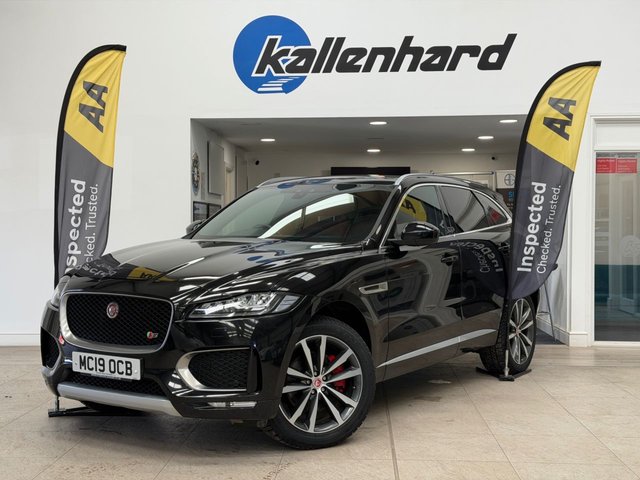 View our Jaguar F-Pace 3.0 D300 V6 S SUV 5dr Diesel Auto AWD Euro 6 (s/s) (300 ps)