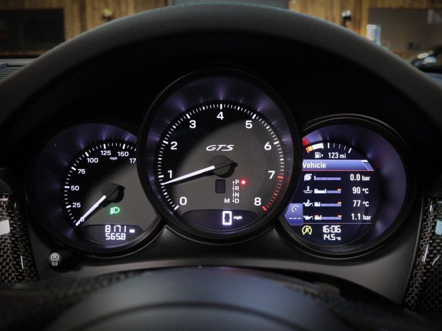 2022 PORSCHE MACAN - Photo 12