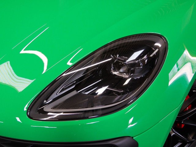 2022 PORSCHE MACAN - Photo 9
