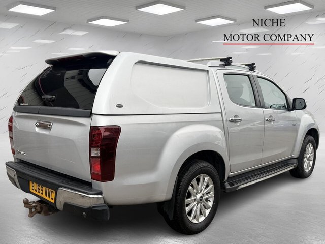 2019 ISUZU D-MAX - Photo 5