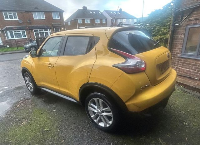 2016 NISSAN JUKE 1.2 DIG-T N-Connecta SUV 5dr Petrol Manual Euro 6 (s/s) (115 ps) - Photo 2