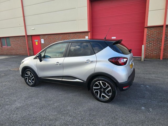 2018 RENAULT CAPTUR - Photo 11