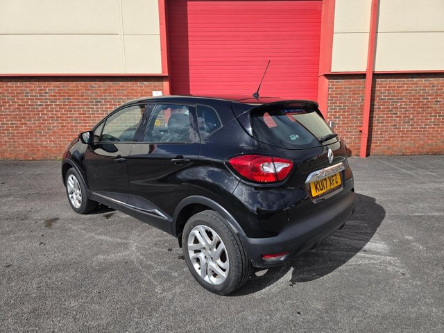 2017 RENAULT CAPTUR - Photo 7