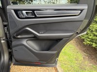 USED 2022 72 PORSCHE CAYENNE 4.0T V8 GTS Coupe 5dr Petrol TiptronicS 4WD Euro 6 (s/s) (460 ps) PDCC,18 WAY ADAPTIVE SPORTS SEATS