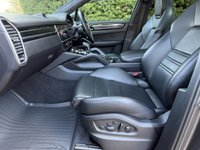 USED 2022 72 PORSCHE CAYENNE 4.0T V8 GTS Coupe 5dr Petrol TiptronicS 4WD Euro 6 (s/s) (460 ps) PDCC,18 WAY ADAPTIVE SPORTS SEATS