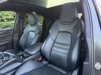 USED 2022 72 PORSCHE CAYENNE 4.0T V8 GTS Coupe 5dr Petrol TiptronicS 4WD Euro 6 (s/s) (460 ps) PDCC,18 WAY ADAPTIVE SPORTS SEATS