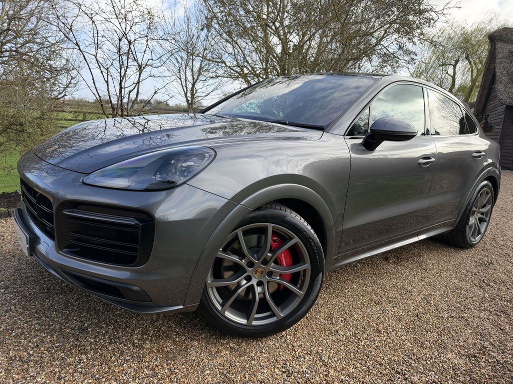 2022 Porsche Cayenne 4.0 V8 GTS Coupe