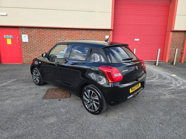 2021 SUZUKI SWIFT - Photo 10