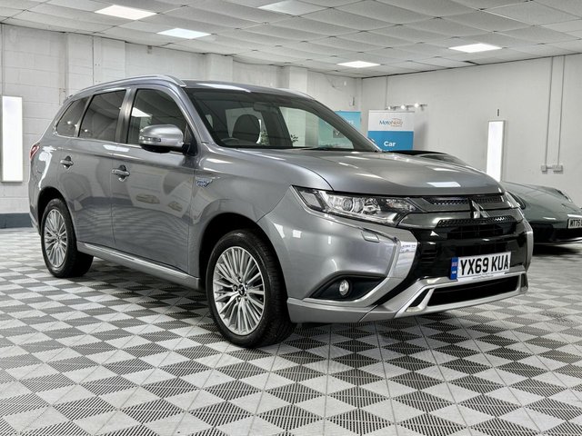 2019 MITSUBISHI OUTLANDER 2019 2.4h TwinMotor 13.8kWh Dynamic SUV 5dr Petrol Plug-in Hybrid CVT 4WD Euro 6 (s/s) (224 ps)