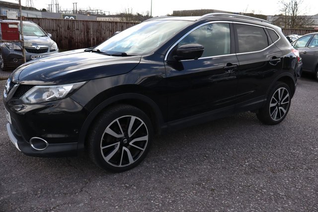 2015 NISSAN QASHQAI 1.6 dCi Tekna SUV 5dr Diesel Manual 2WD Euro 6 (s/s) (130 ps) - Photo 6