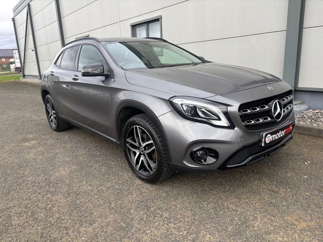 2020 MERCEDES-BENZ GLA