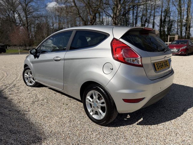 2014 FORD FIESTA - Photo 10