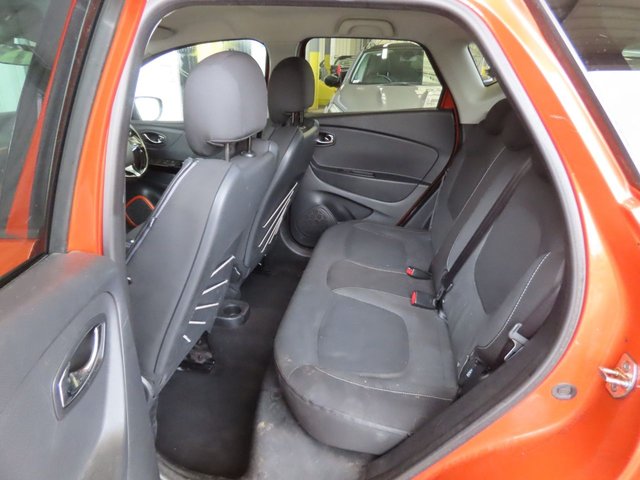 2014 RENAULT CAPTUR 0.9 TCe ENERGY Dynamique S MediaNav SUV 5dr Petrol Manual Euro 5 (s/s) (90 ps) - Photo 8