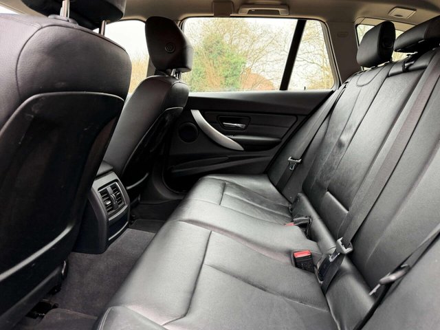 2015 BMW 3 Series - Photo 9