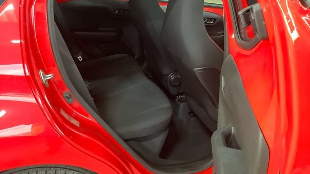 2018 Toyota Aygo 1L X-Cite 4 5dr - Photo 5