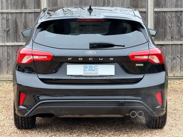 2018 Ford Focus - Photo 12