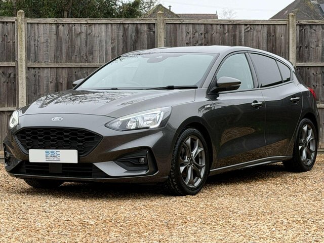 2019 Ford Focus - Photo 2